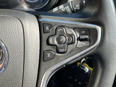 Vauxhall Insignia 1.6 CDTi Design Nav 5dr Auto 22