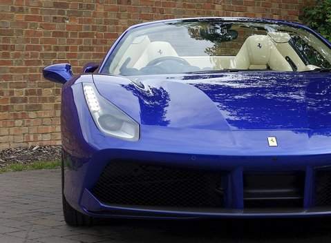 Ferrari 488 Spider 6