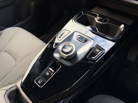 Suzuki e Vitara 61kWh Motion Auto 5dr 35