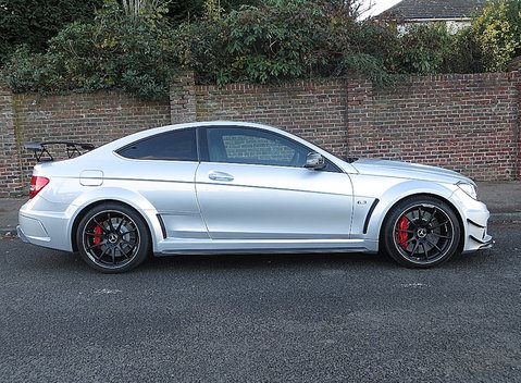Mercedes-Benz C Class C63 AMG Black Series 3