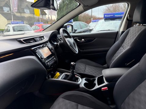 Nissan Qashqai 1.5 dCi N-Connecta 2WD Euro 6 (s/s) 5dr 38