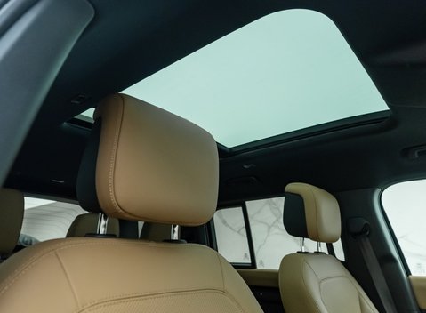 Land Rover Defender 110 D250 X-DYNAMIC HSE 16