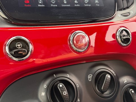 Fiat 500 DOLCEVITA MHEV 19