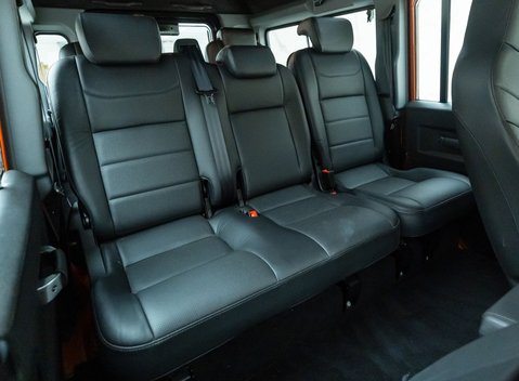 Land Rover Defender 110 ADVENTURE 16