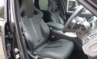 Land Rover Range Rover Sport SVR 5.0 Urban 15