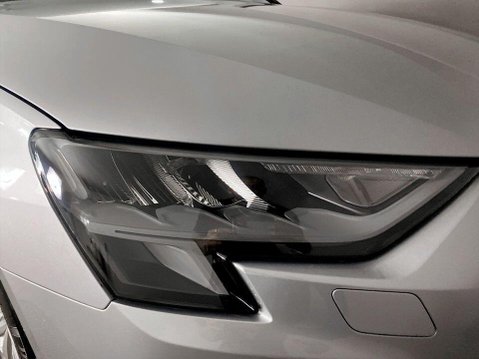 Audi A3 1.5 TFSI 35 Sport Saloon 4dr Petrol S Tronic Euro 6 (s/s) (150 ps) Air Con 9