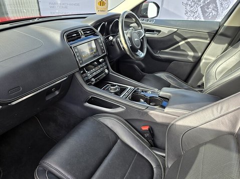 Jaguar F-Pace V6 S AWD 19