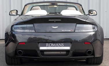 Aston Martin V12 Vantage S Roadster 5