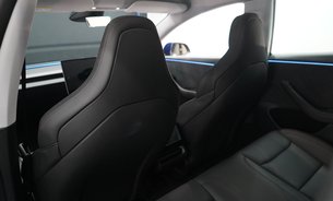 Tesla Model 3 PERFORMANCE AWD Deep Blue Metallic GROK AI RYZEN 20" ALLOYS BLACK INTERIOR 22