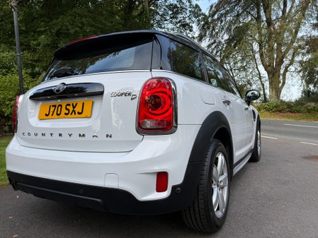 Mini Countryman COOPER D 19