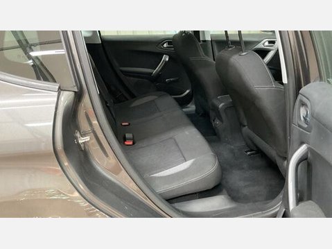 Peugeot 2008 1.2 PureTech Active Euro 6 5dr 9