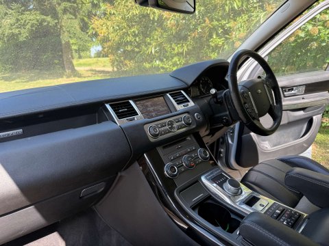Land Rover Range Rover Sport 3.0 Range Rover Sport HSE SDV6 Auto 4WD 5dr 12