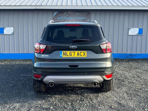 Ford Kuga 1.5 TDCi Titanium Euro 6 (s/s) 5dr 9