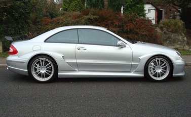 Mercedes-Benz CLK DTM AMG 5