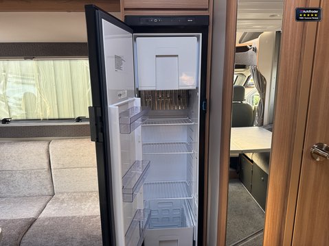 Bailey Adamo 75-4DL 6 Berth|4 Belt|Rear Lounge|Bathroom|Kitchen 18