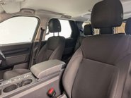 Land Rover Discovery 2.0 Discovery S SD4 Auto 4WD 5dr 37