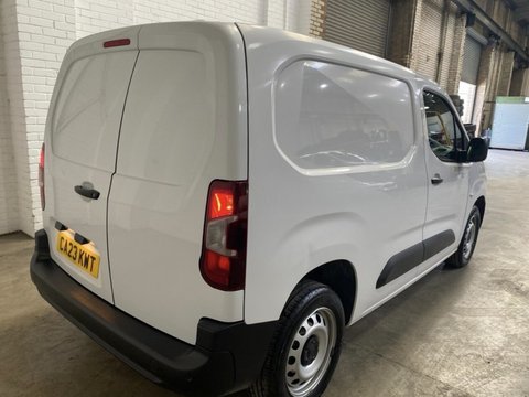 Peugeot Partner BLUEHDI PROFESSIONAL PREMIUM PLUS L1 5