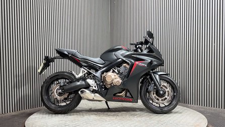 Honda CBR650F 2016 ONLY 5K MOT VERY LIGHT PROJECT BIKE 650CC A2