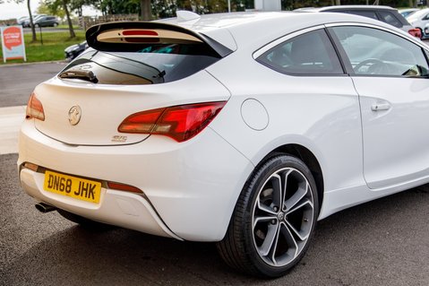Vauxhall Astra GTC LIMITED EDITION S/S 7