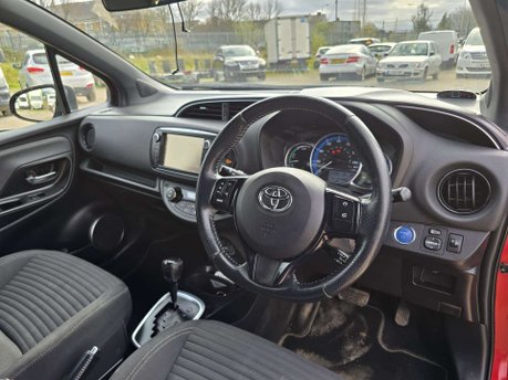 Toyota Yaris 1.5 VVT-h Design Hatchback 5dr Petrol Hybrid E-CVT Euro 6 (101 ps) 20