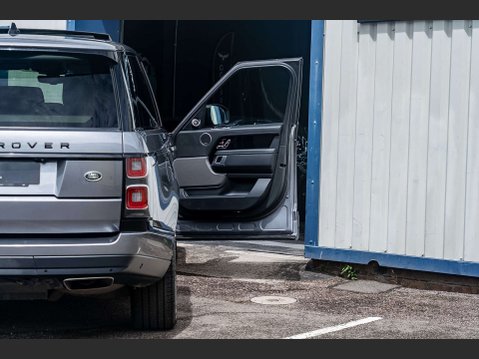 Land Rover Range Rover 3.0 Range Rover Vogue SE D MHEV Auto 4WD 5dr 8