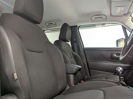 Jeep Renegade 1.0 Renegade Night Eagle 5dr 34