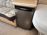 Auto-Sleepers Kingham 2 Berth|2 Belts|French Bed|Shower|Toilet|Wifi Capability|Vanlux 16