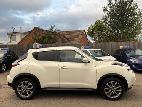 Nissan Juke 1.2 DIG-T Tekna Euro 6 (s/s) 5dr 4
