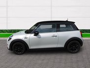 Mini Hatch COOPER 4