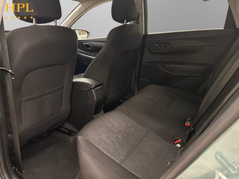 Hyundai BAYON 1.0 T-GDi MHEV Premium SUV 5dr Petrol Hybrid DCT Euro 6 (s/s) (120 ps) 1 Ow 20