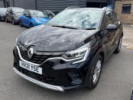 Renault Captur ICONIC TCE 5