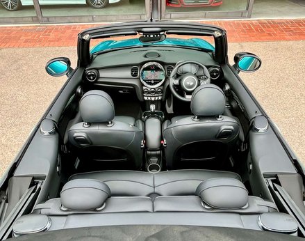 Mini Convertible 2.0 Cooper S Seaside Edition Auto 3dr 86