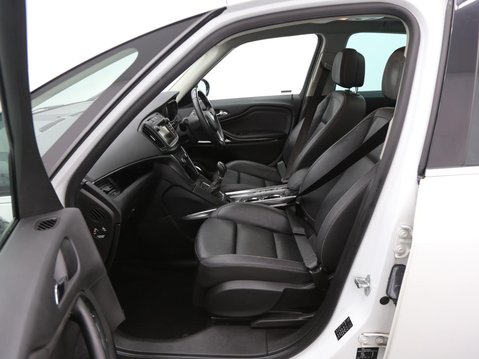 Vauxhall Zafira 2.0 CDTi Elite Nav Euro 6 (s/s) 5dr 22