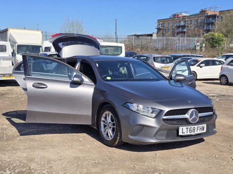 Mercedes-Benz A Class 1.5 A180d SE Hatchback 5dr Diesel 7G-DCT Euro 6 (s/s) (116 ps) 6