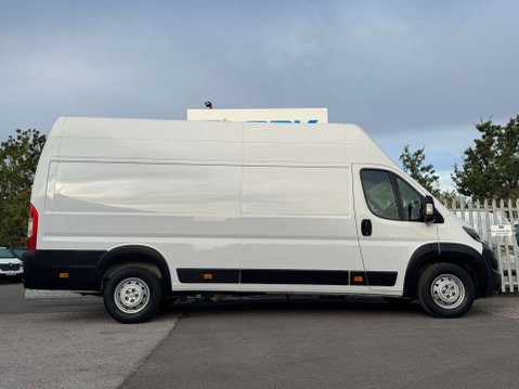 Peugeot Boxer 2.2 BlueHDi 435 Professional Premium + Panel Van 5dr Diesel Manual L4 H3 Eu 2