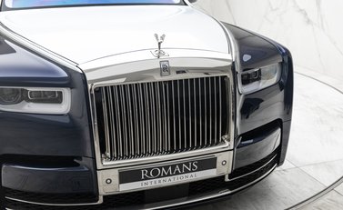 Rolls-Royce Phantom VIII EWB 55