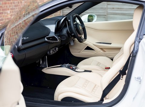 Ferrari 458 Italia 13