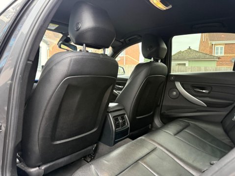 BMW 3 Series 3.0 330d M Sport Auto xDrive Euro 5 (s/s) 4dr 46