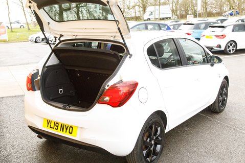 Vauxhall Corsa GRIFFIN 33