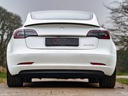 Tesla Model 3 PERFORMANCE 18