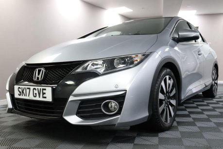 Honda Civic I-VTEC SE PLUS NAVI 28