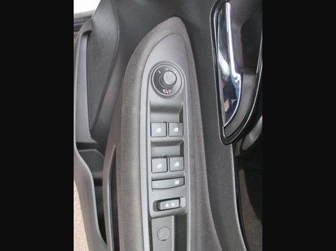 Vauxhall Mokka X 1.4i Turbo ecoTEC Active Euro 6 (s/s) 5dr 33