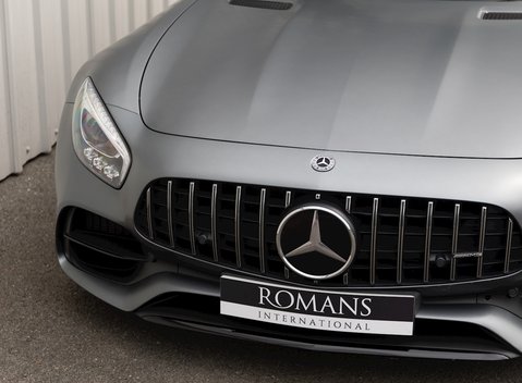 Mercedes-Benz Amg GT GT S 22