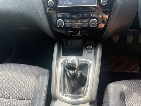 Nissan Qashqai 1.2 DIG-T n-tec SUV 5dr Petrol Manual 2WD Euro 6 16