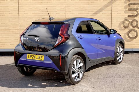 Toyota Aygo X VVT-I EDGE 2