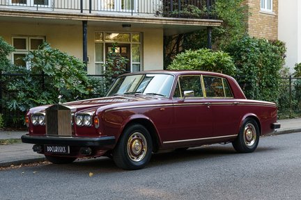 Rolls-Royce Silver Shadow II 1