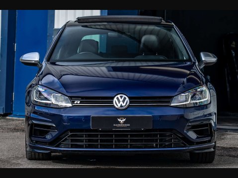 Volkswagen Golf 2.0 Golf R TSi Semi-Auto 4WD 5dr 25