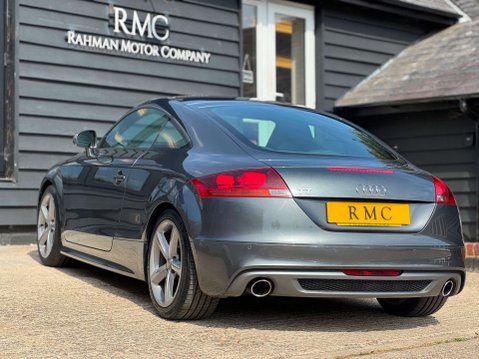 Audi TT 2.0 TFSI S line Coupe 3dr Petrol S Tronic Euro 5 (s/s) (211 ps) 11