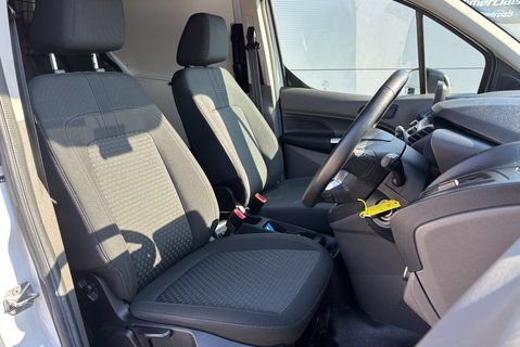 Ford Transit Connect 230 L2 Trend DCIV Automatic 120 ps Tdci - Sat Nav / Air Con / Camera 4