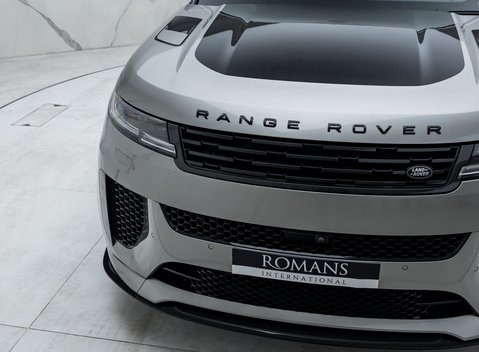 Land Rover Range Rover Sport P635 SV EDITION ONE 33